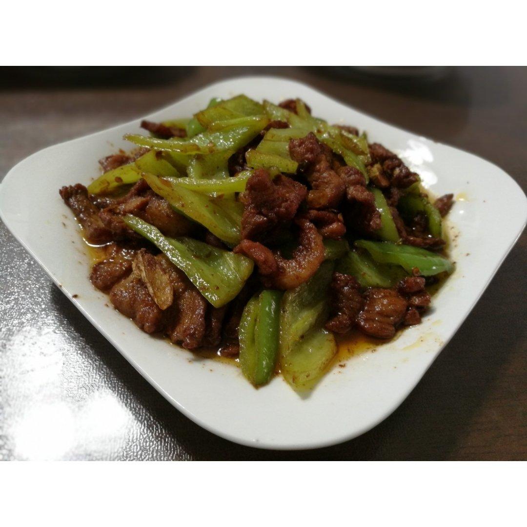 青椒炒肉