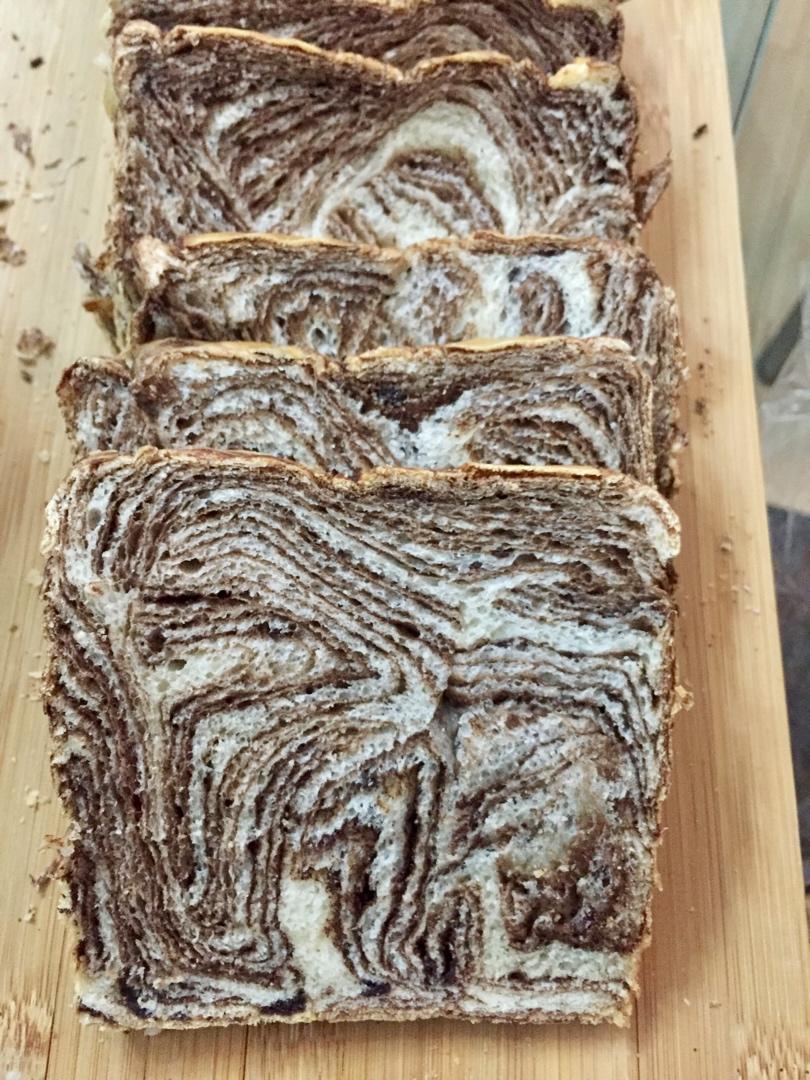 美得不像话！超松软大理石土司