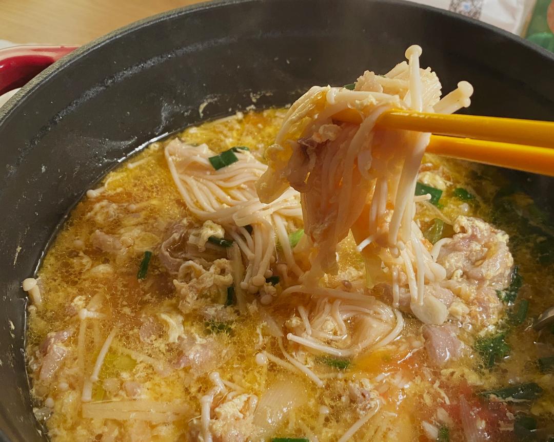 还是那个番茄肥牛金针锅哦