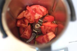 番茄肥牛的做法 步骤3