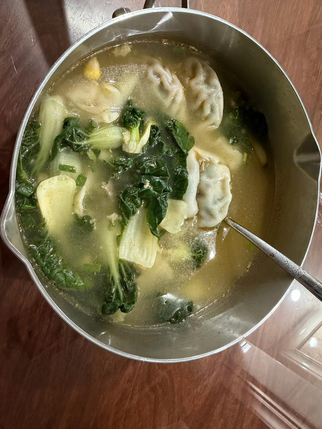 教你正确煮速冻饺子的方法，不干裂不破皮不粘锅！