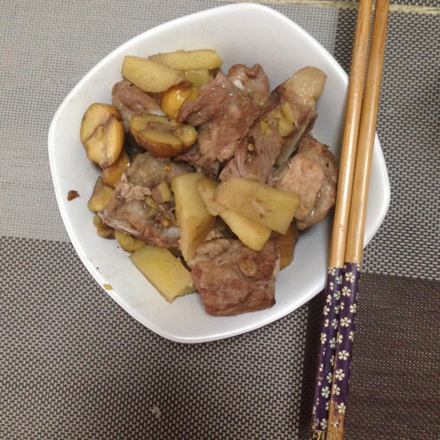 红烧栗子排骨