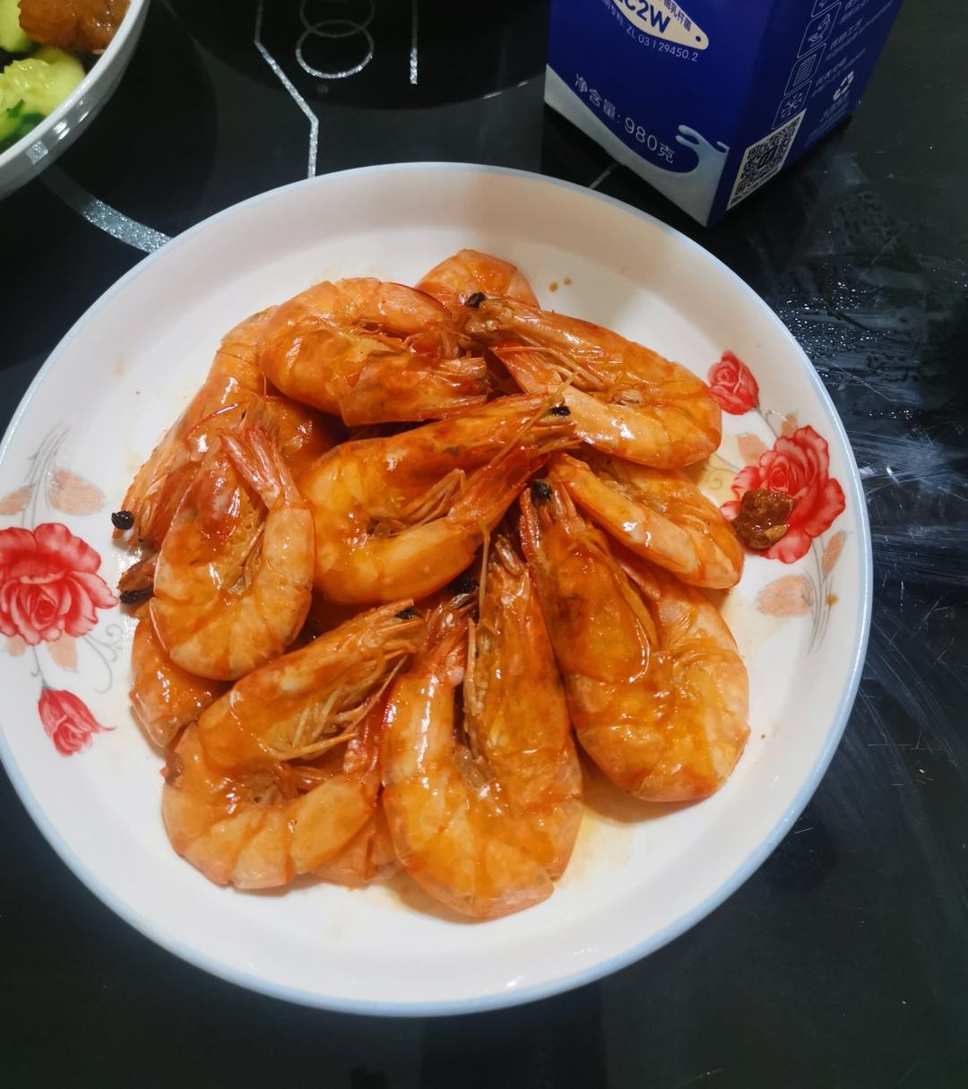 年夜菜｜香辣金针菇大虾 鸿运当头