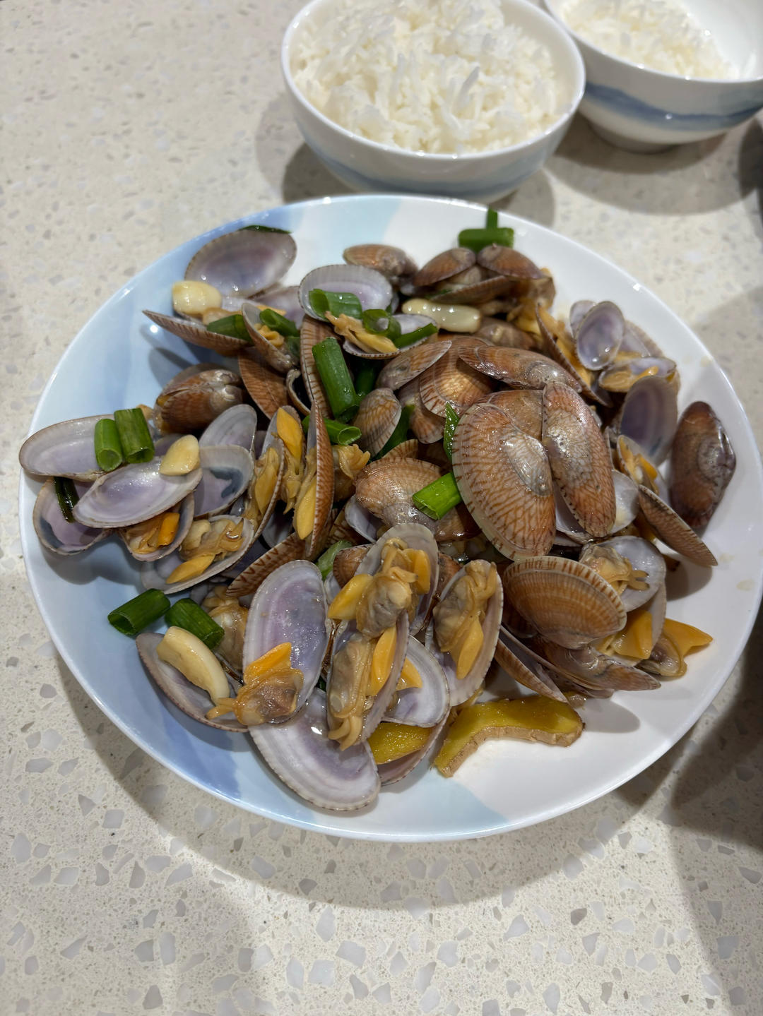 爆炒花甲（保留鲜味，不焯水的做法）