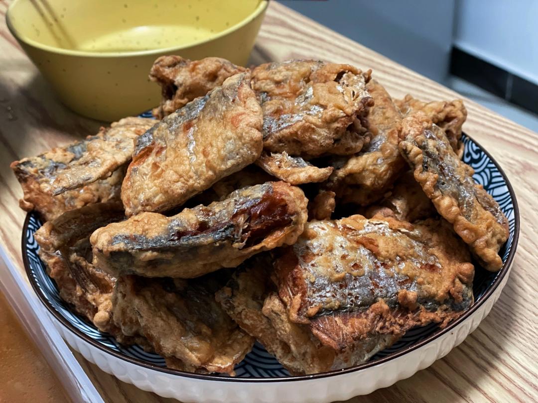 焦香酥脆干炸带鱼
