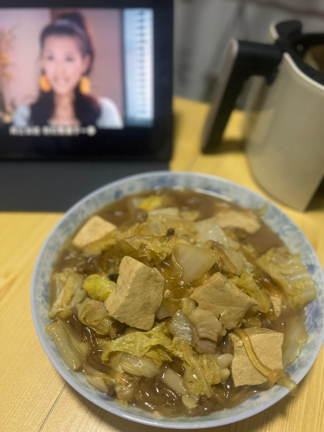 冻豆腐白菜炖粉条