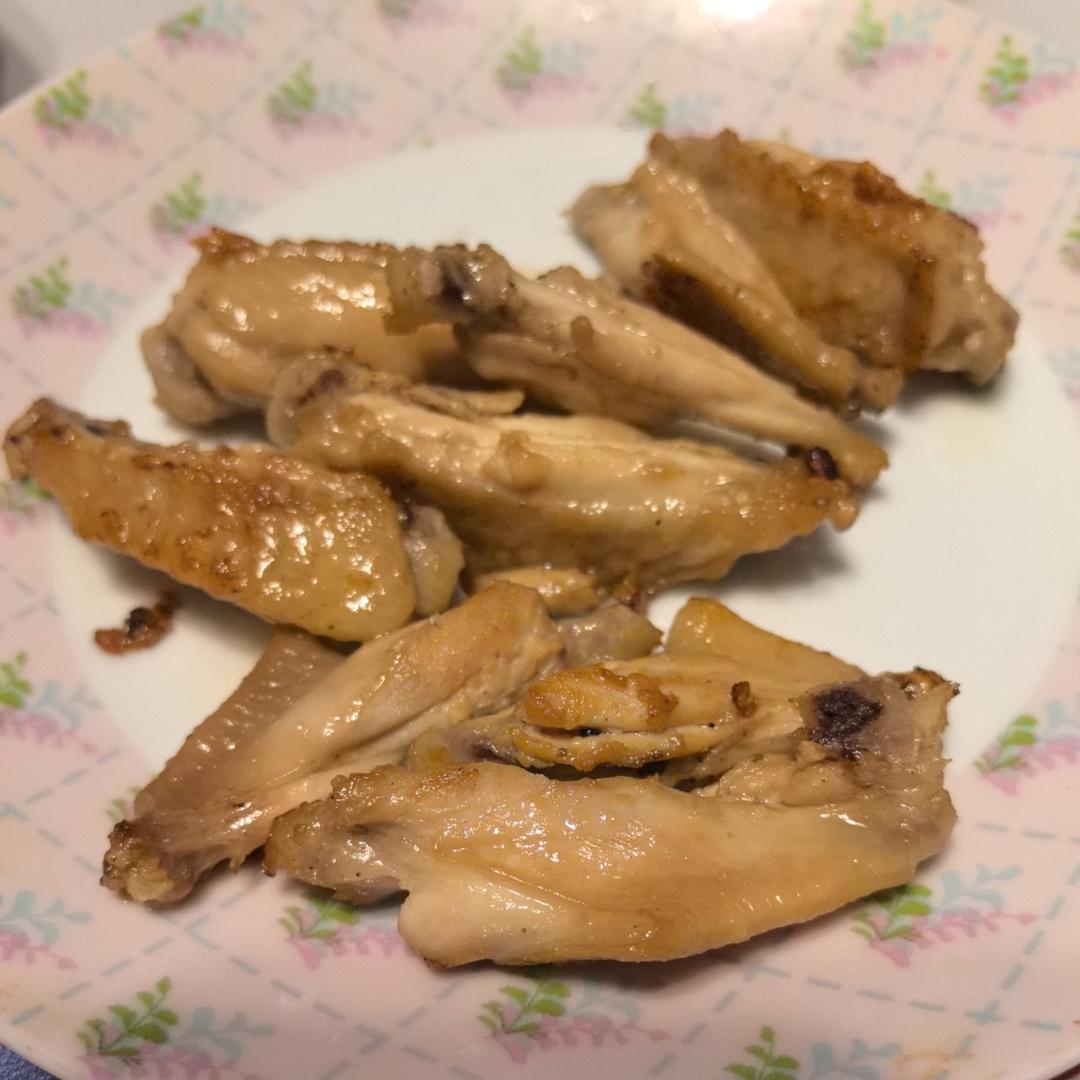 蒜香鸡翅，这才是鸡翅最好吃的做法