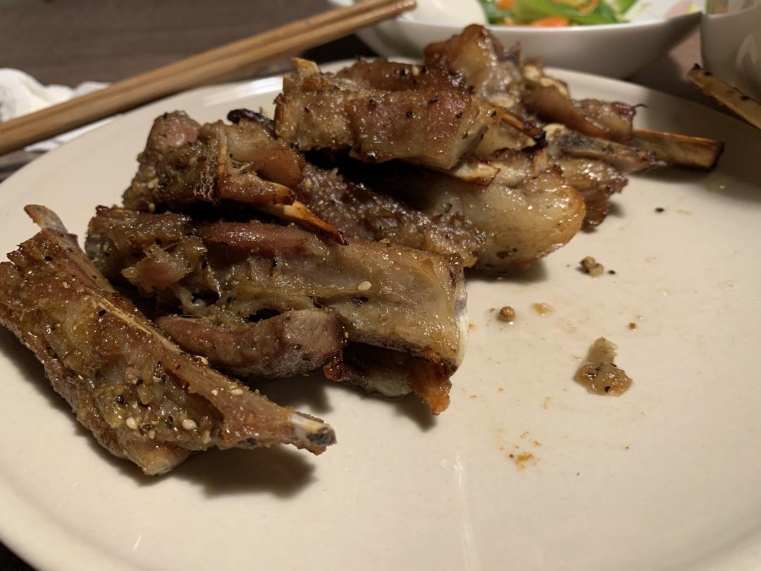 秒杀烧烤摊的烤羊排