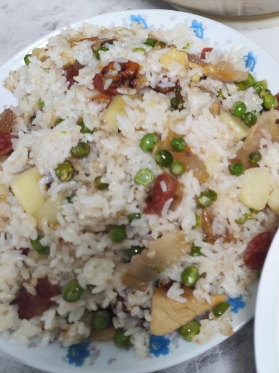 土豆饭，香掉牙的锅巴洋芋饭