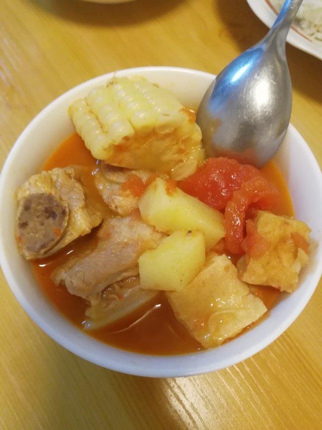 番茄排骨玉米汤（不油腻）