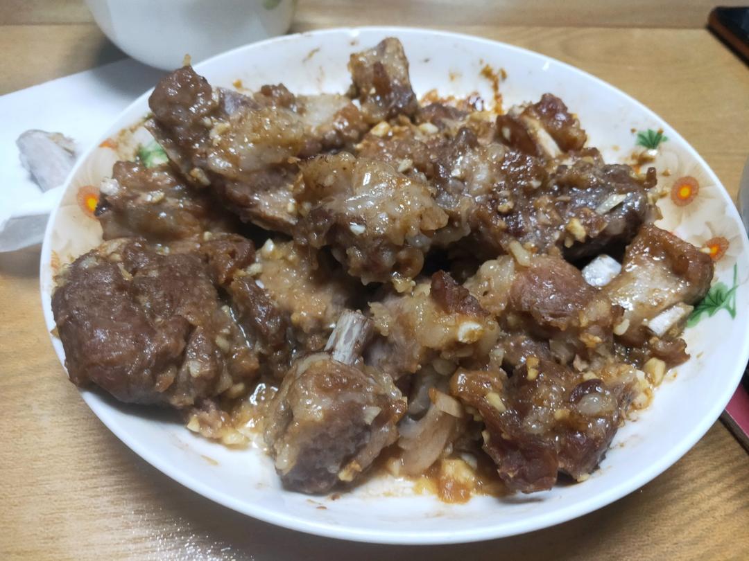 炸蒜香排骨