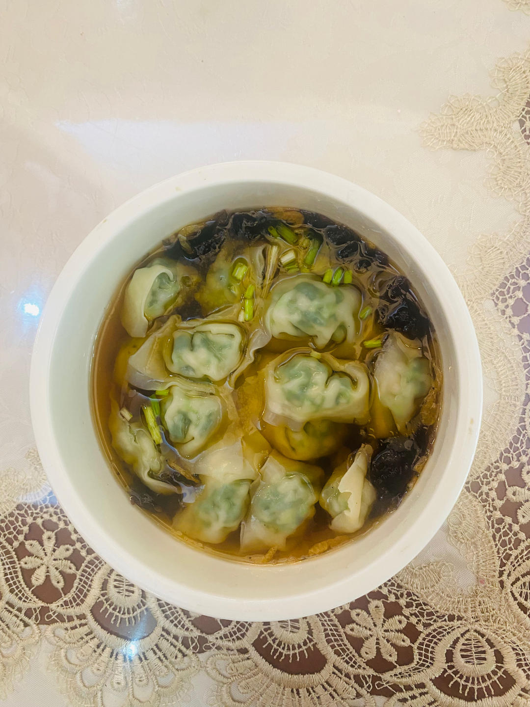 上海荠菜大馄饨