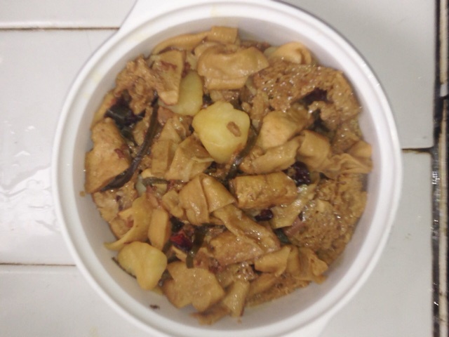 酱炖土豆豆腐结