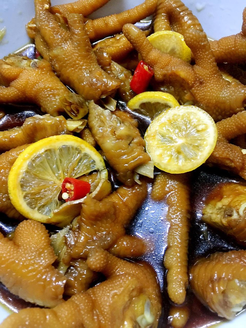 严某某做的爆好吃的泡爪