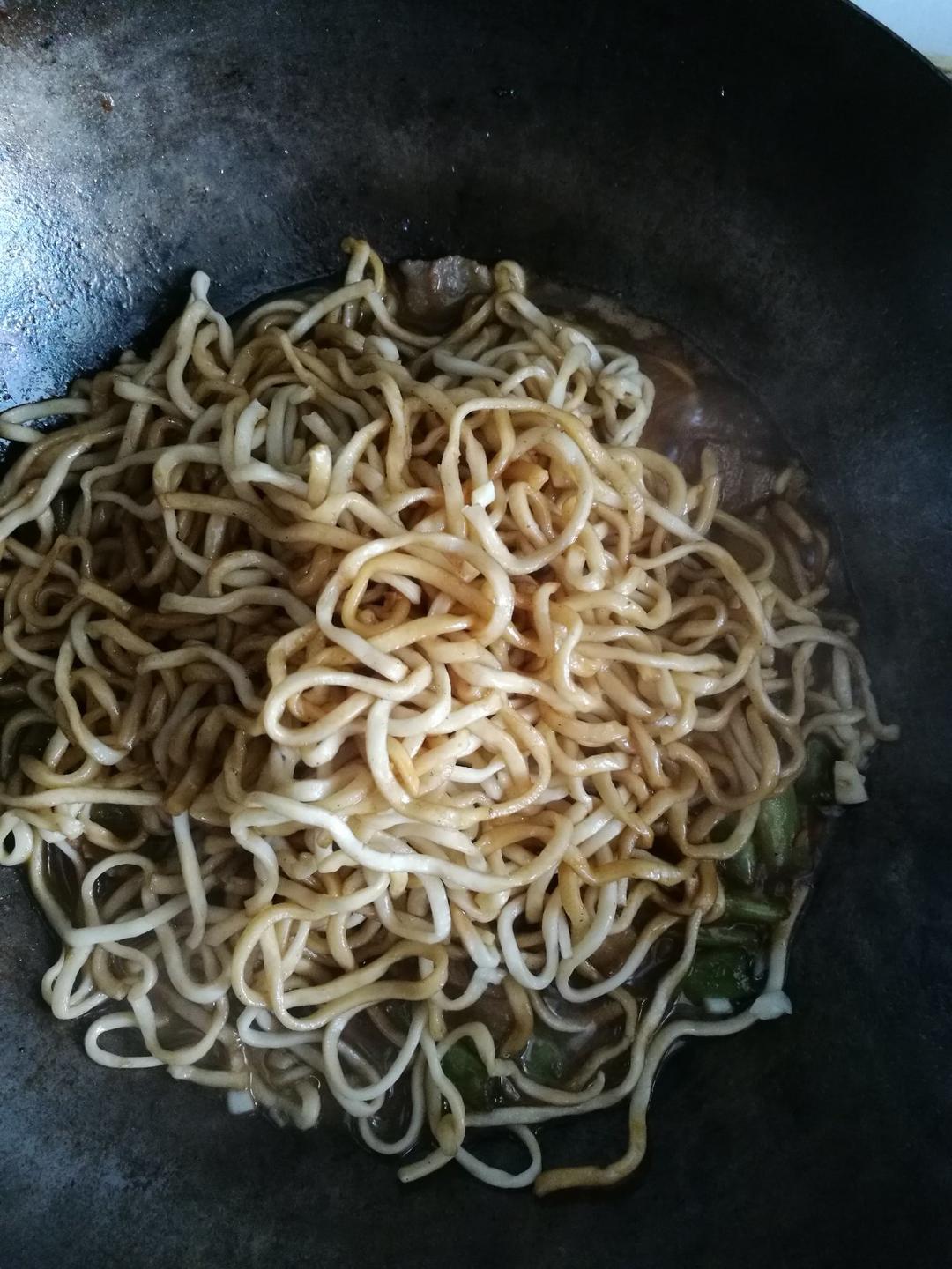 豆角焖面