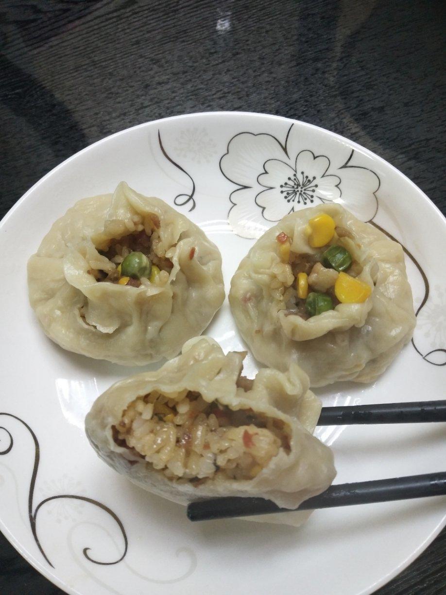 饺子皮咸蛋黄烧麦