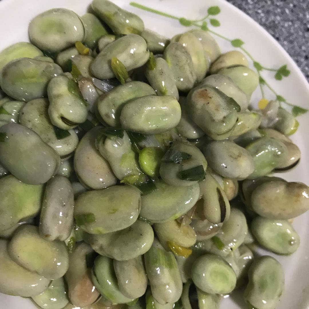 无比鲜美的葱油蚕豆