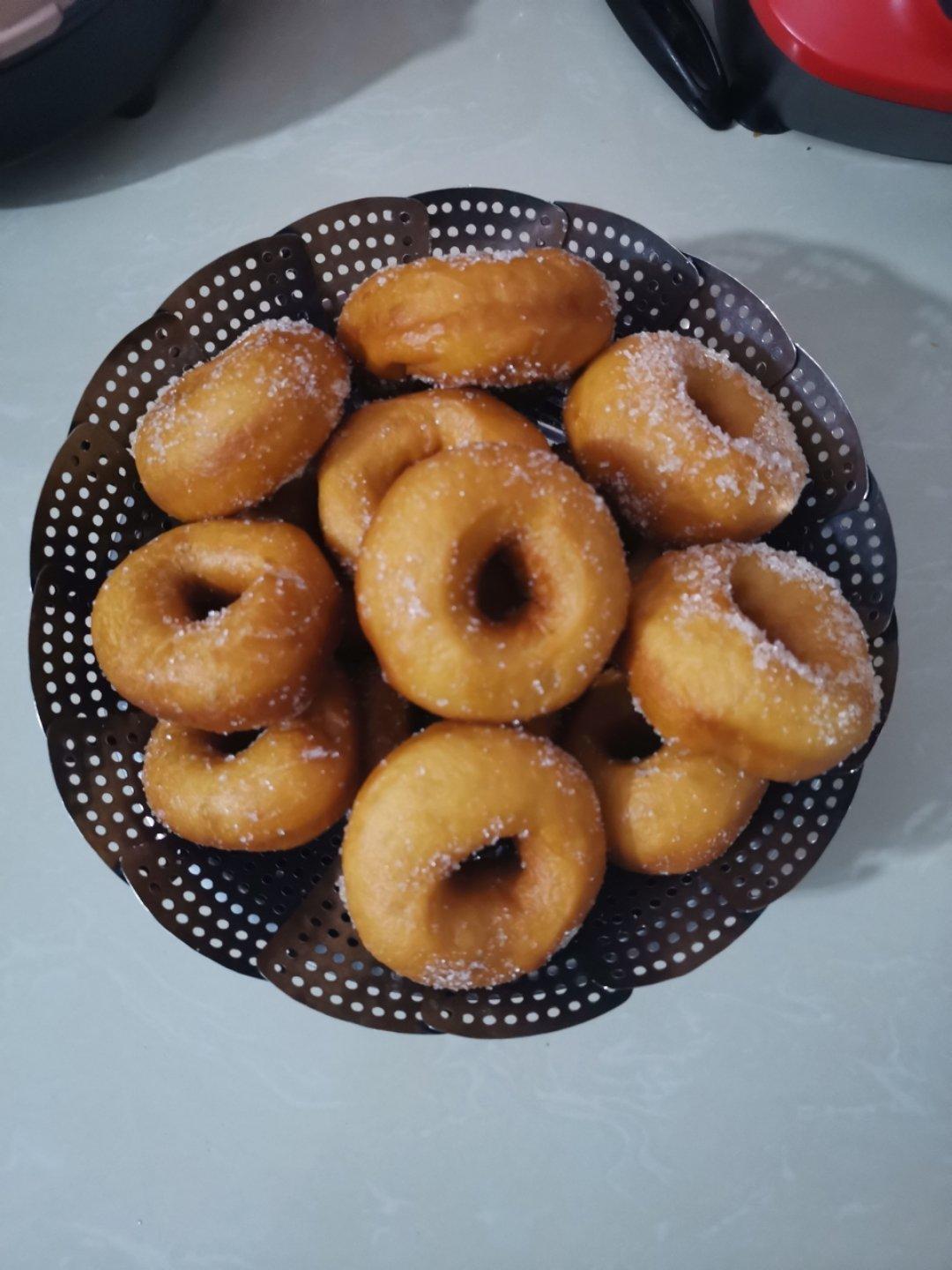 免烤箱，一次成功的自制甜甜圈