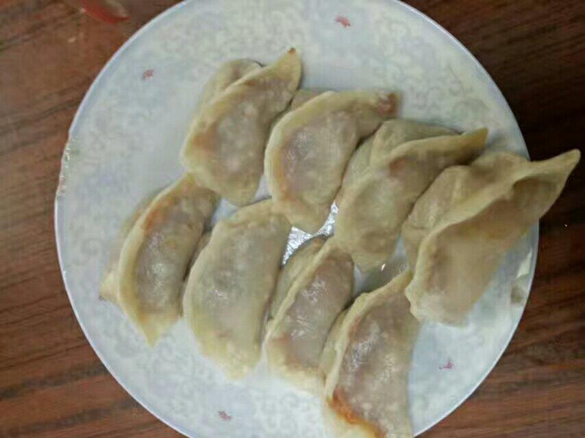 猪肉大葱烫面蒸饺