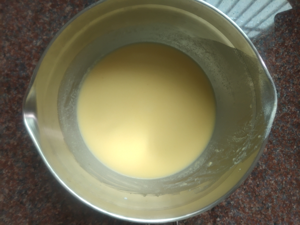 简单易操作免烤箱的6寸芒果千层蛋糕(淡奶油奶酪馅)的做法 步骤1