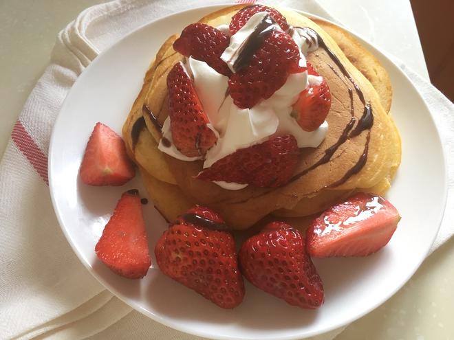 草莓松饼 pancake的做法