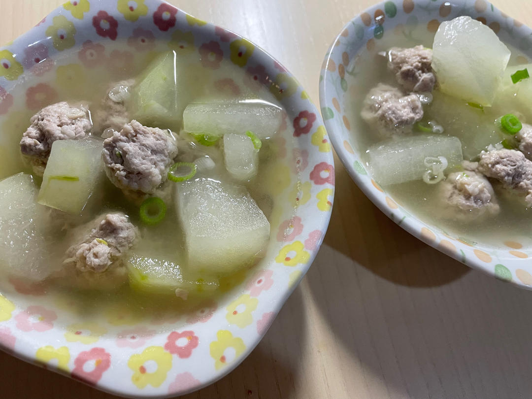 巨鲜美的冬瓜丸子汤