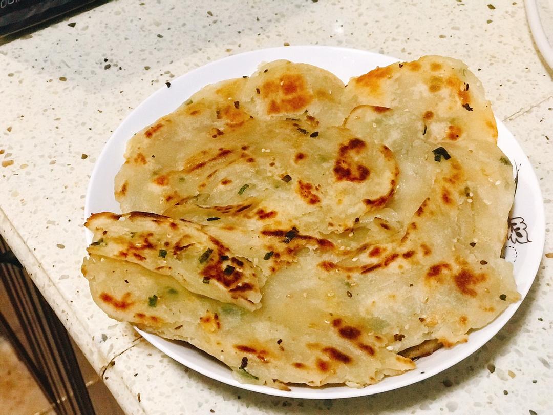 葱油饼（附外酥里嫩的技巧）