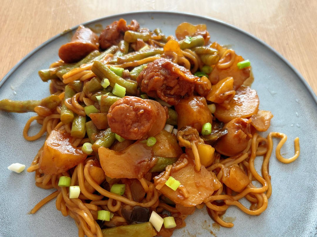 食欲大开的茄子豆角焖面