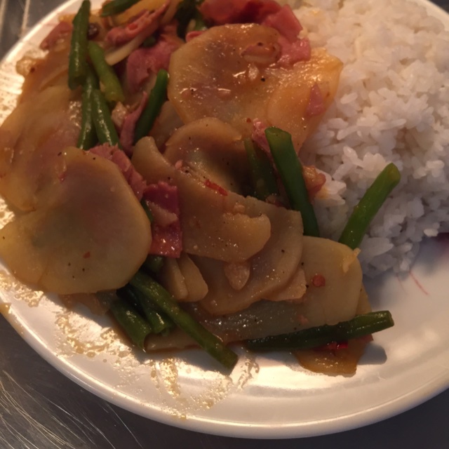 土豆炖豆角