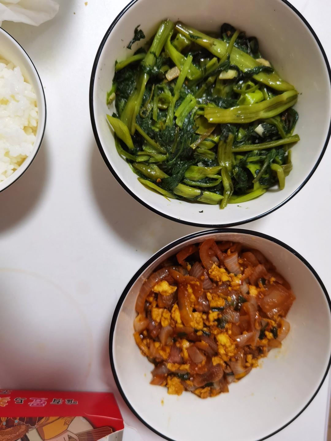 降压防癌的好食材  洋葱炒鸡蛋