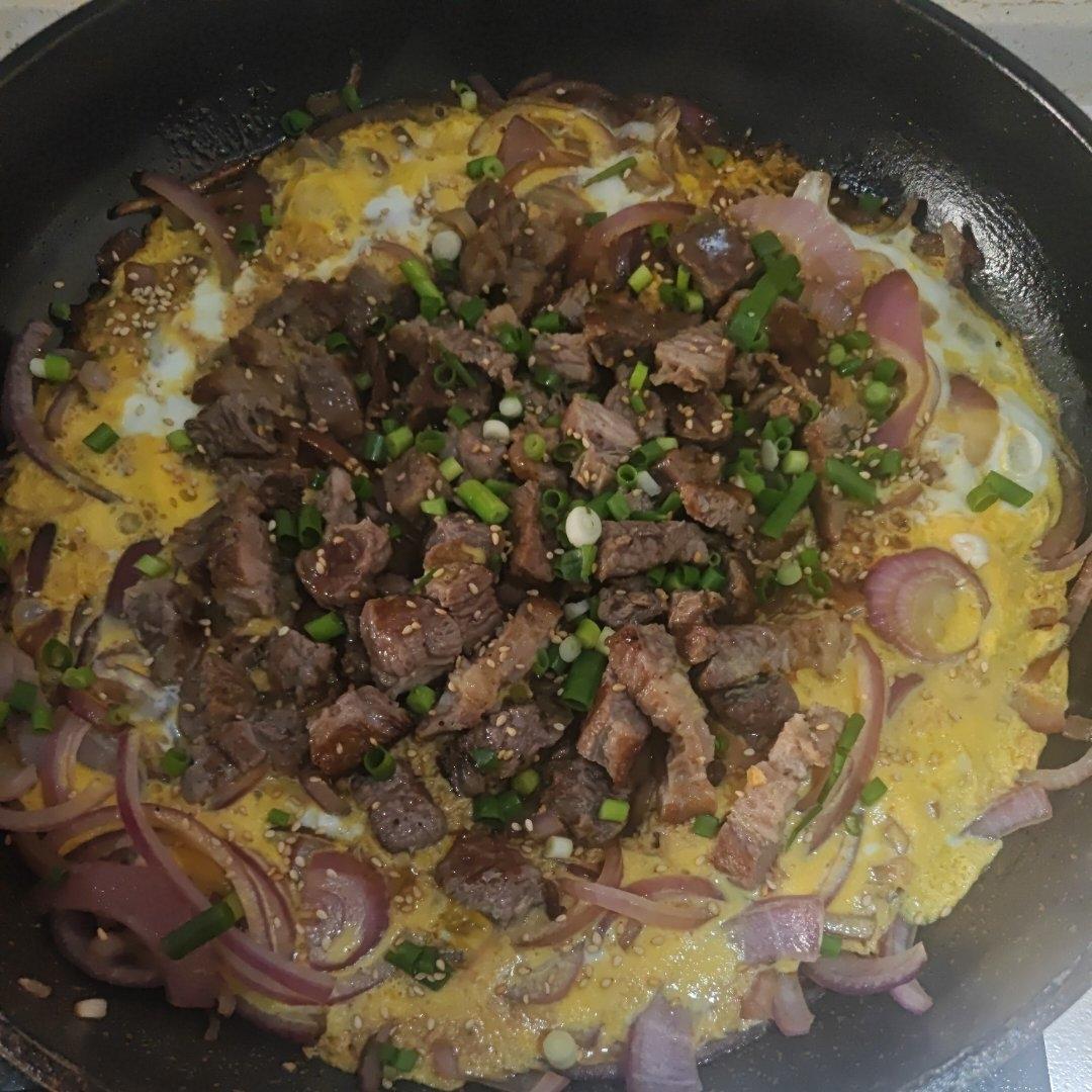 滑蛋牛排饭