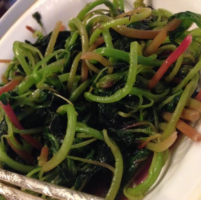 蒜茸炒红苋菜