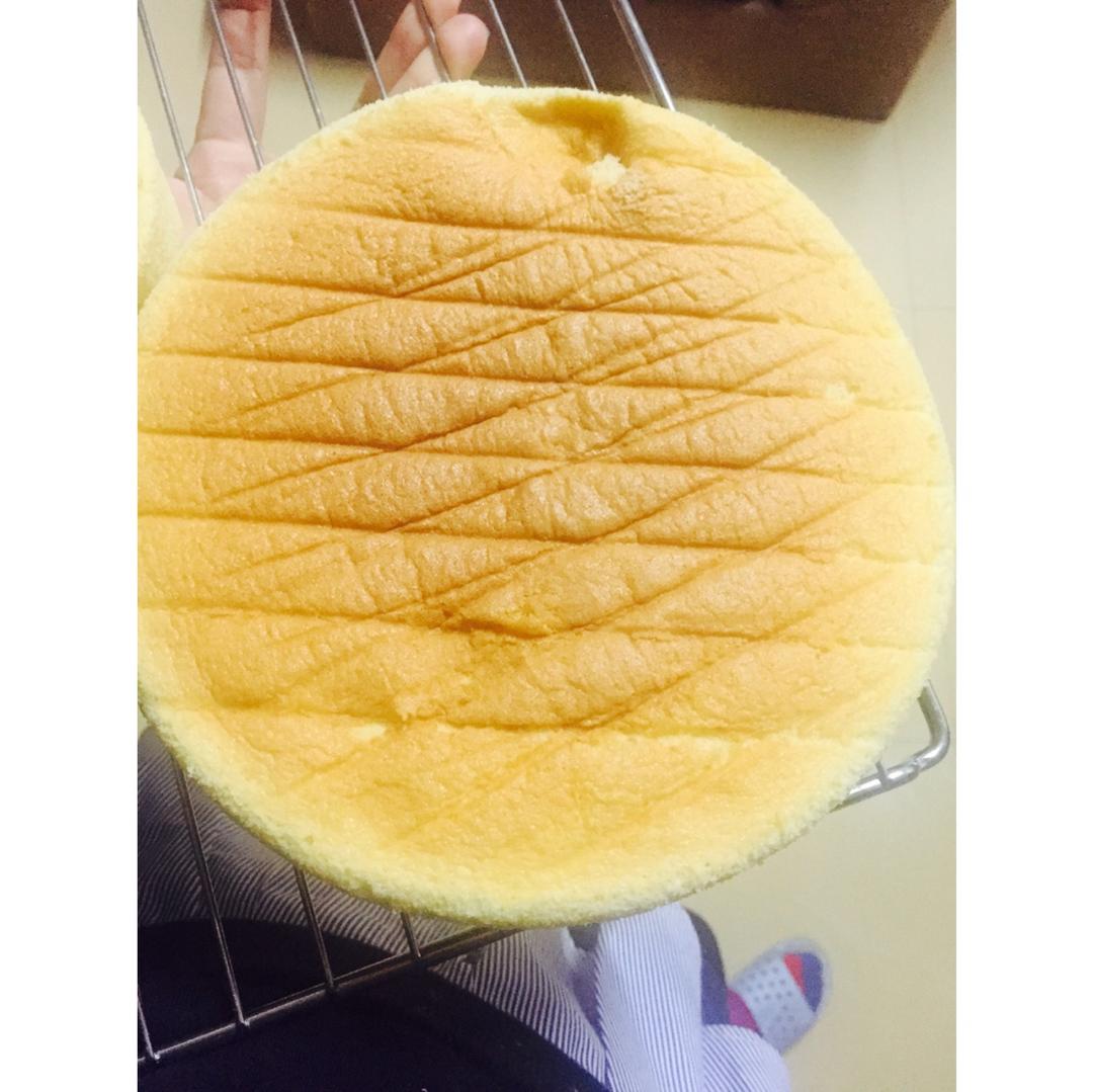 烤箱做蛋糕（戚风蛋糕的做法）