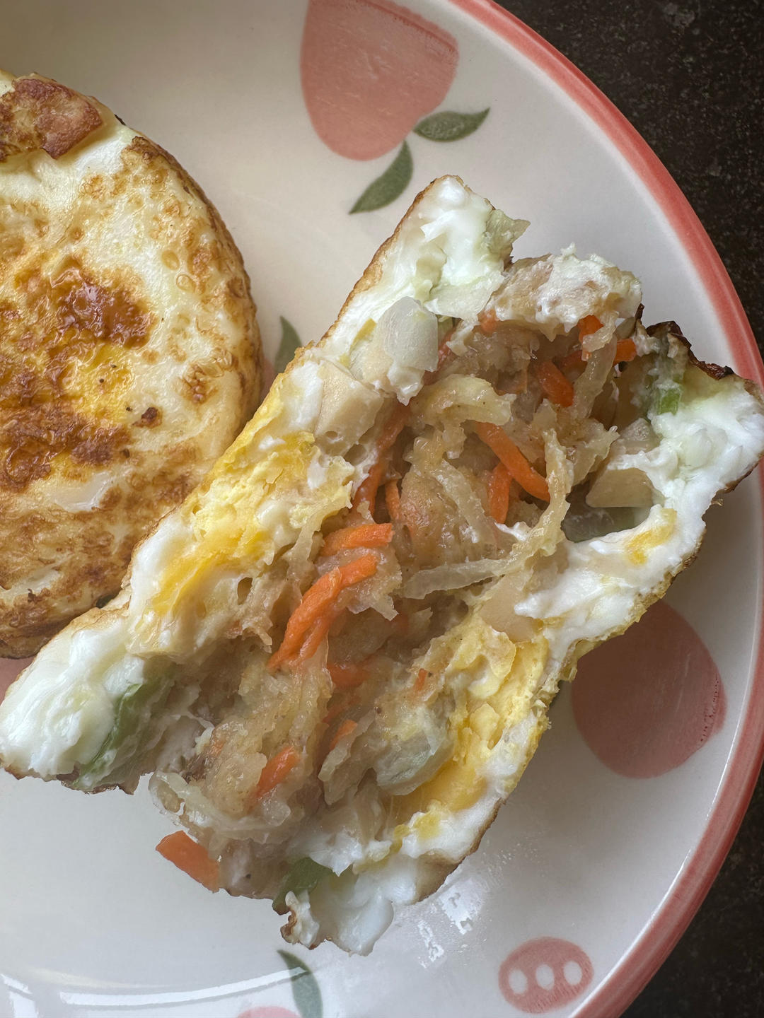 土豆丝鸡蛋堡的做法