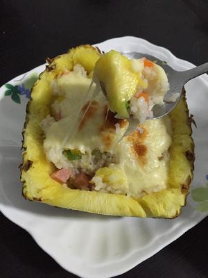 菠萝海鲜芝士焗饭的做法 步骤11