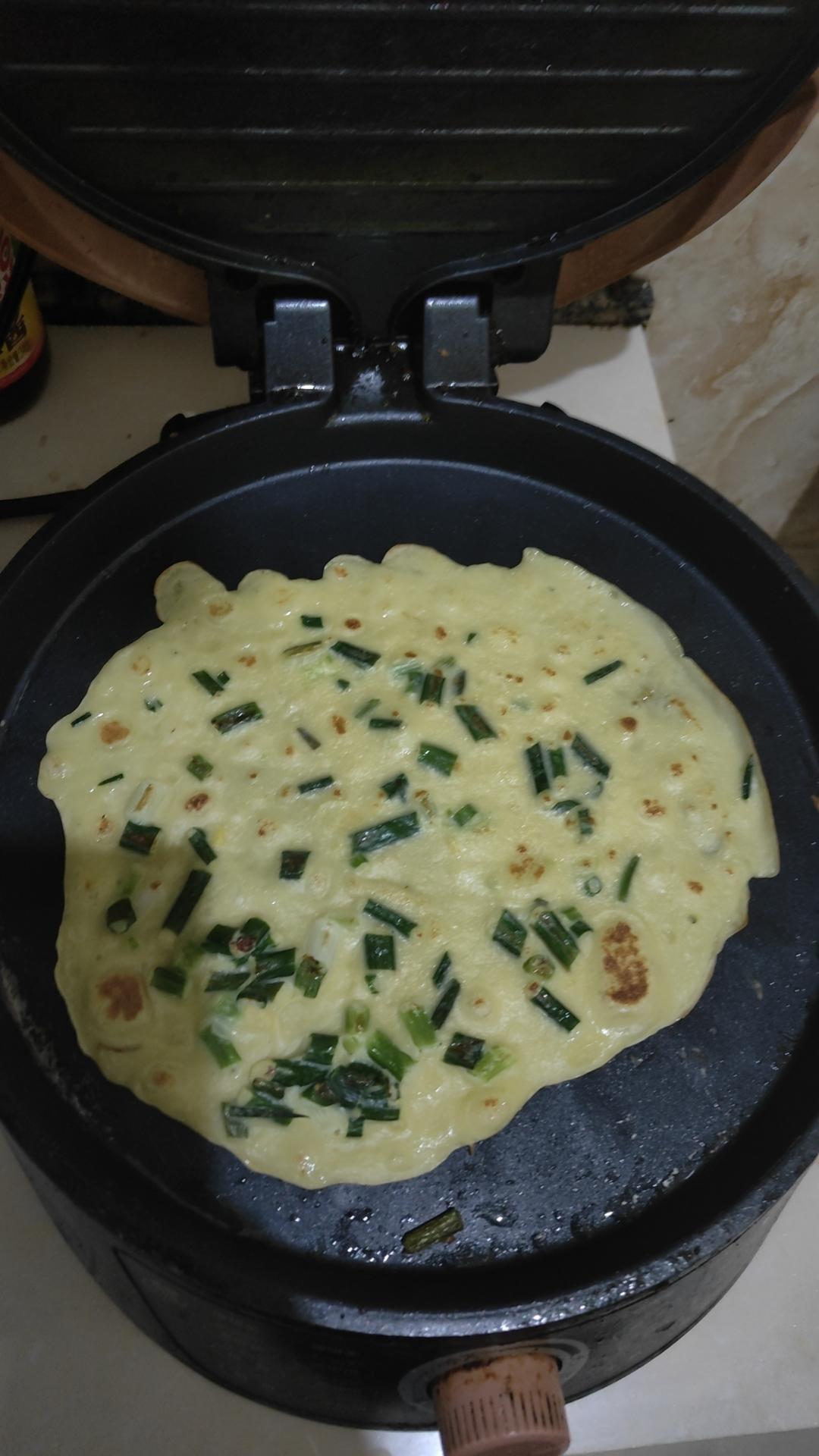 不粘粉，不揉面，5分钟就能搞定的鸡蛋饼