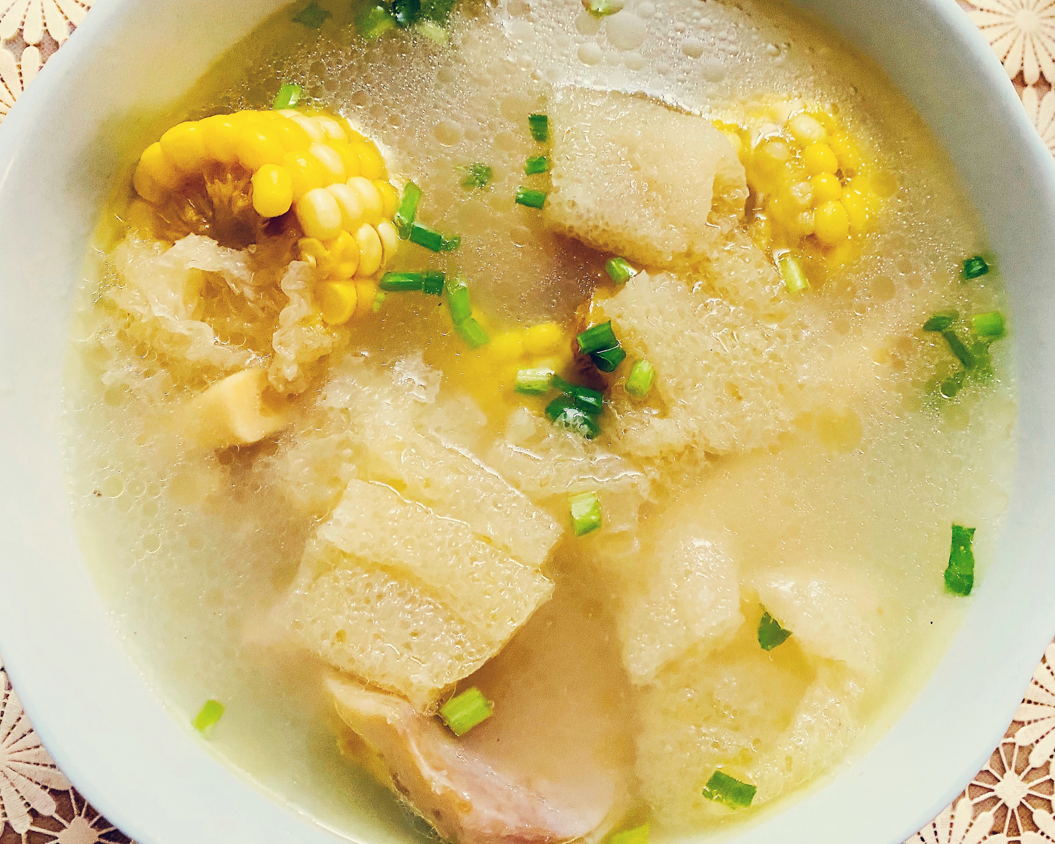 富含营养的冬季滋补汤～竹荪玉米牛棒骨汤的做法 步骤10