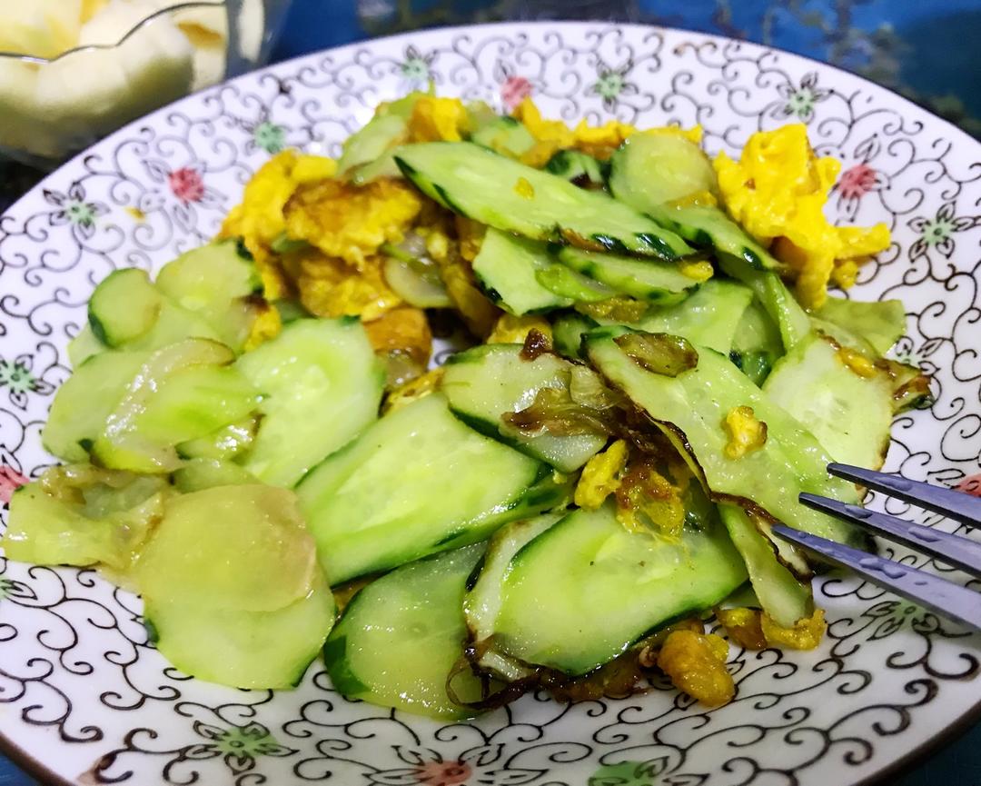黄瓜炒蛋