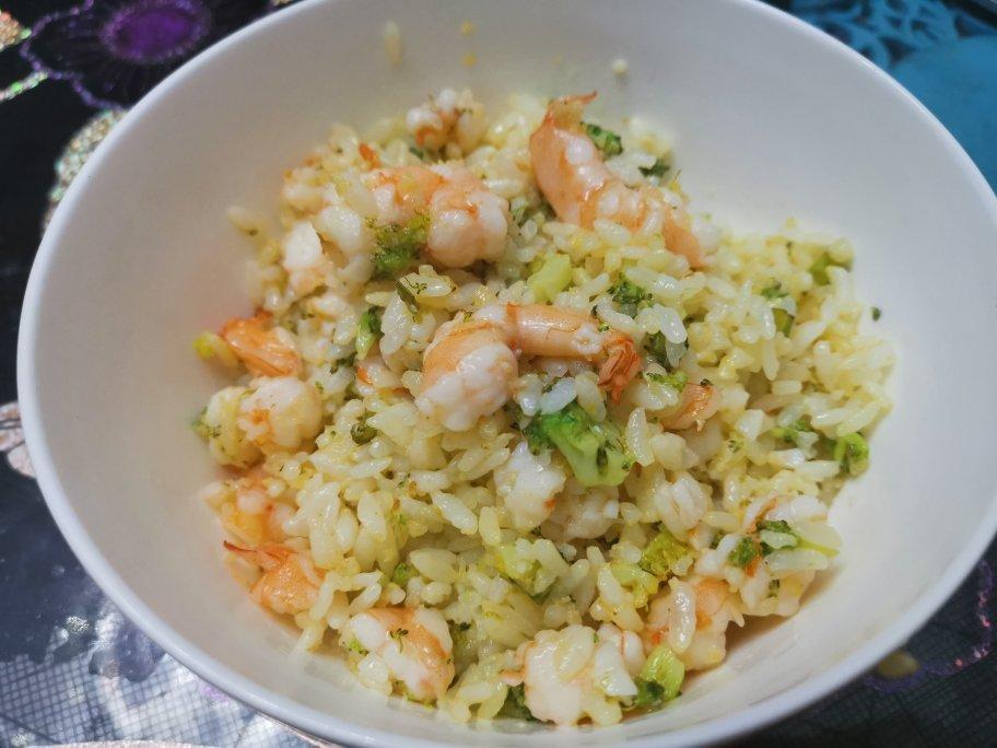 黄金虾仁炒饭