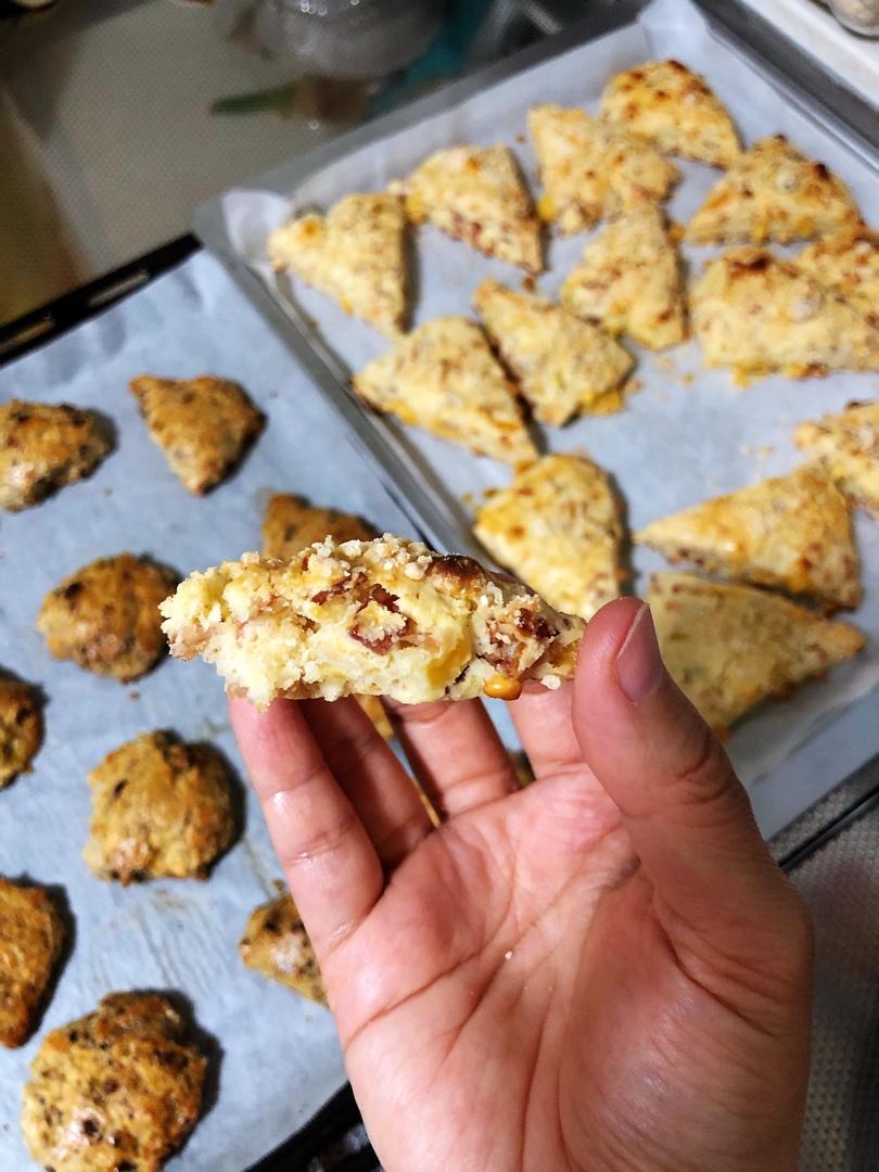 超级好吃的咸味司康Savoury Scones