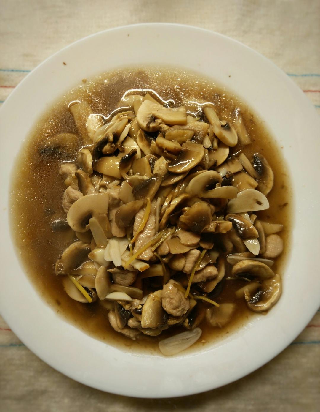 蘑菇炒肉片
