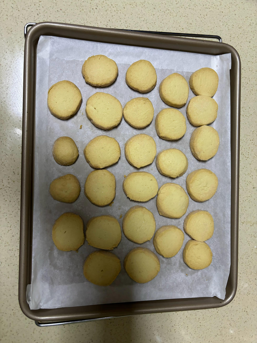 🍪视频｜经典复刻—丹麦皇冠蓝罐黄油曲奇（材料简单操作粗暴）