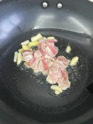 香喷喷的干锅土豆片的做法 步骤7