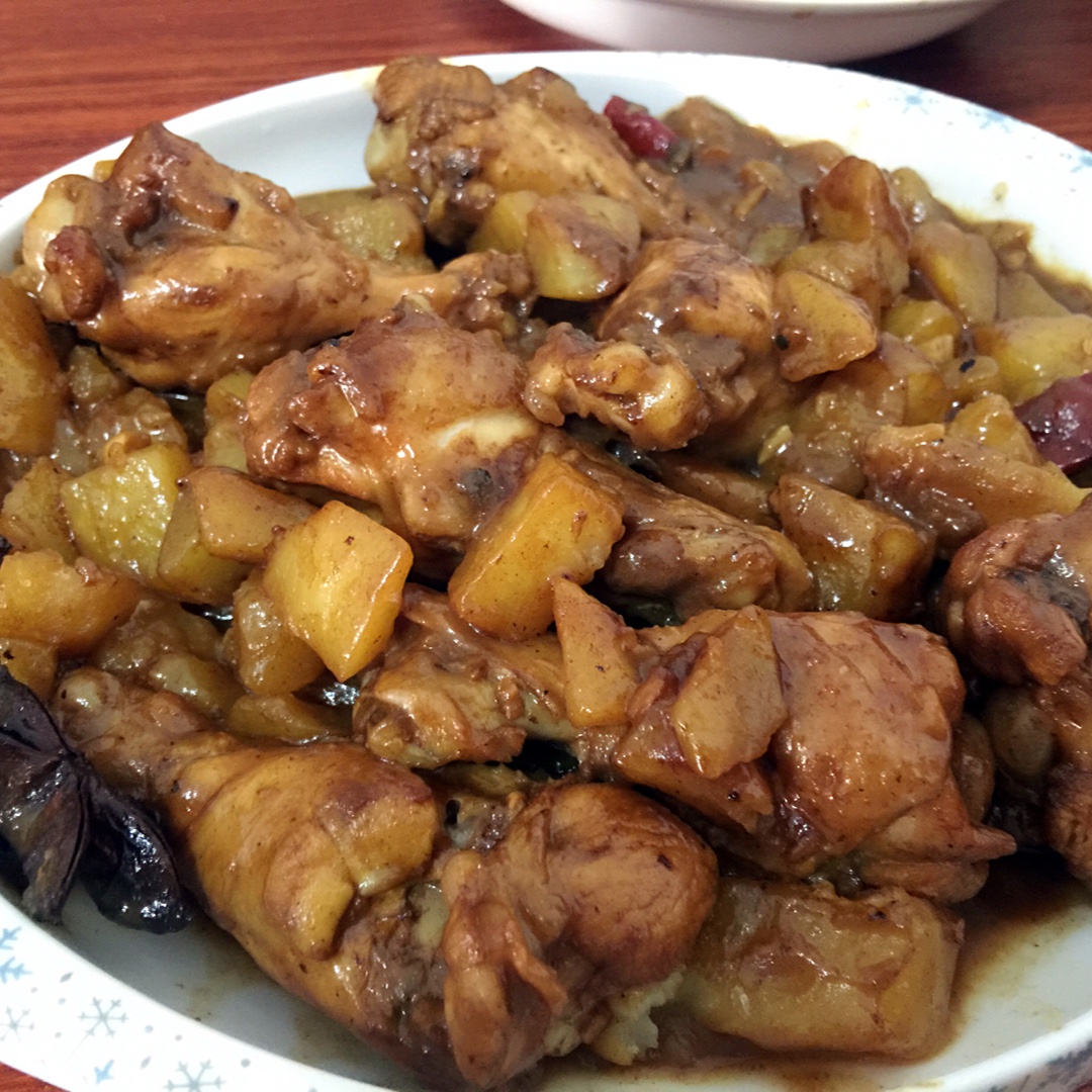 红烧土豆炖鸡腿