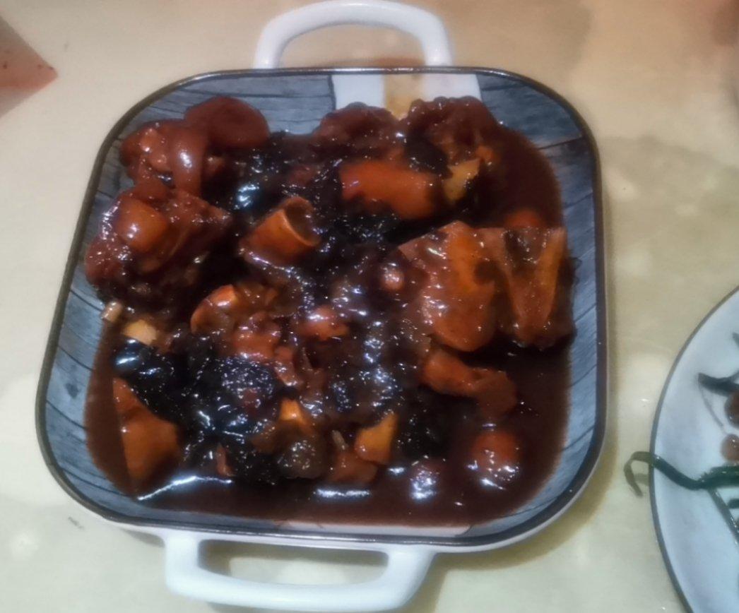 八珍黄梅酱焖排骨