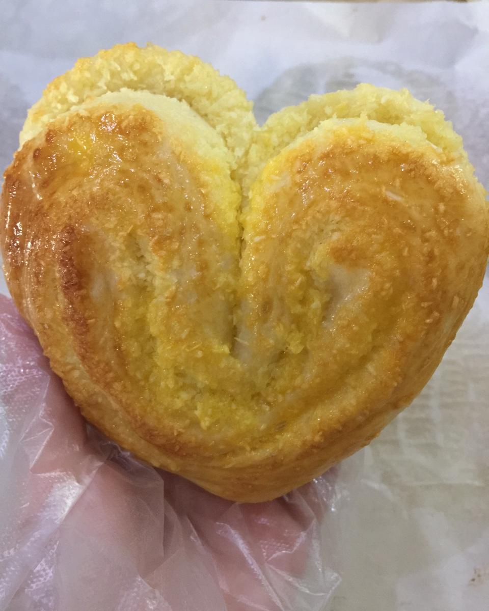 心形椰蓉面包