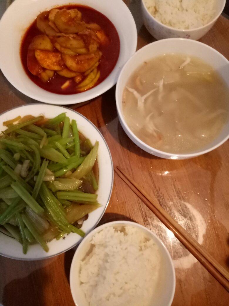 饭秀秀做的晚餐2017年12月23日