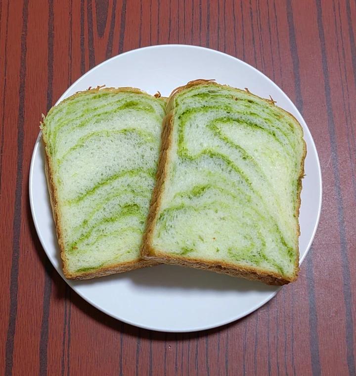 百香果卡士达酱吐司（椰蓉斑斓馅）