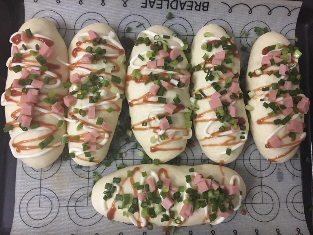 火腿肠早餐面包（一次发酵法）