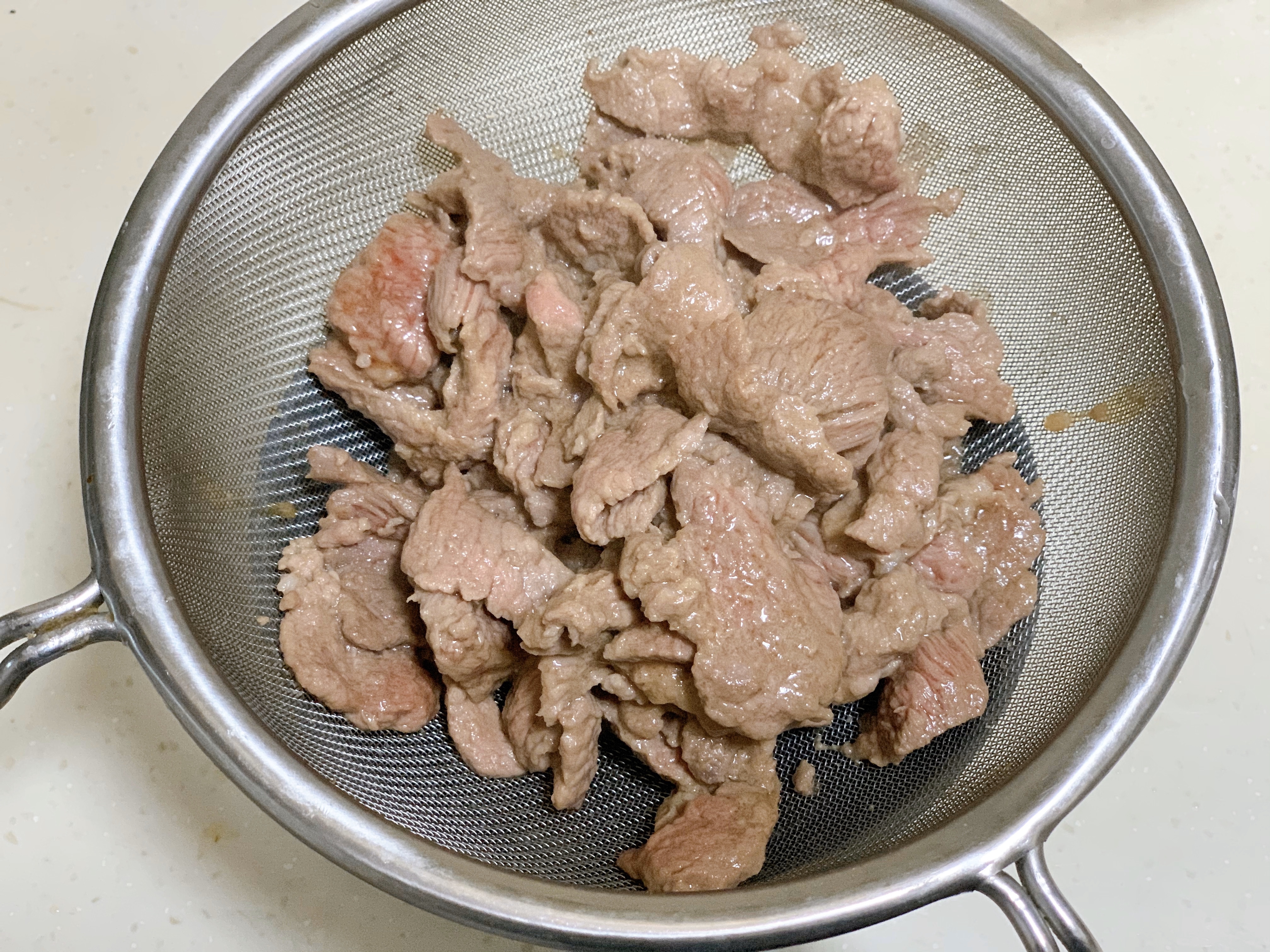 超下饭小炒牛肉的做法 步骤7